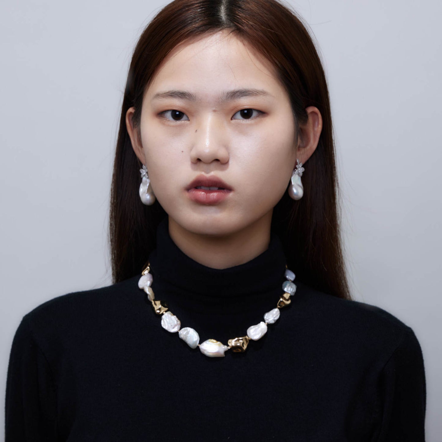 Customized 925 Silver Trendy Retro Fashion Atmospheric Dead Leaf Earrings Baroque Pearl Earrings Women
